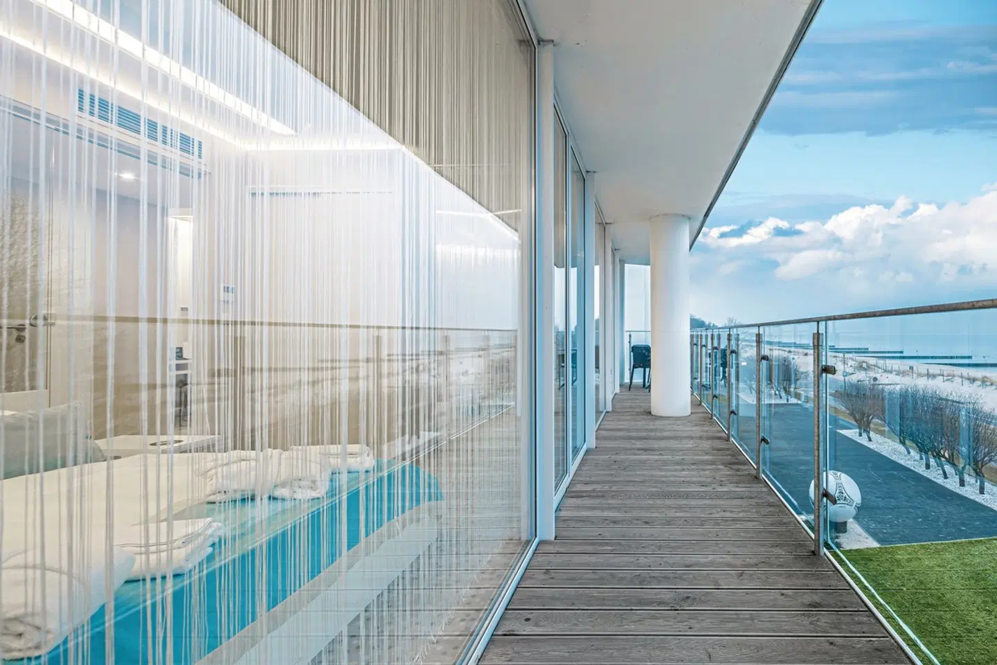 Ultra Marine Hallenbad