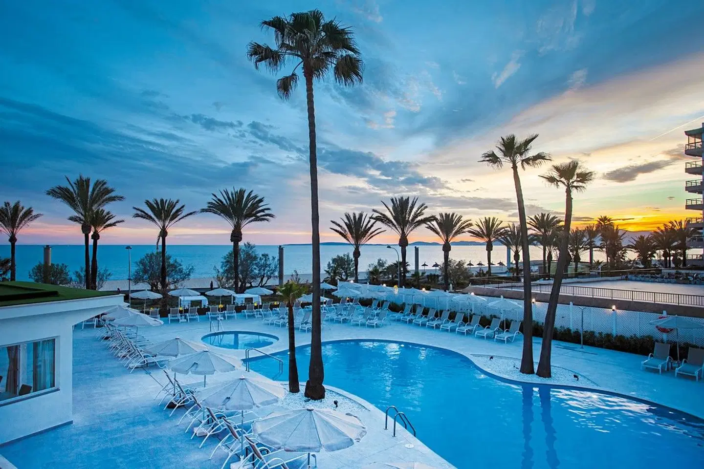 HSM Golden Playa OUTDOOR_POOL