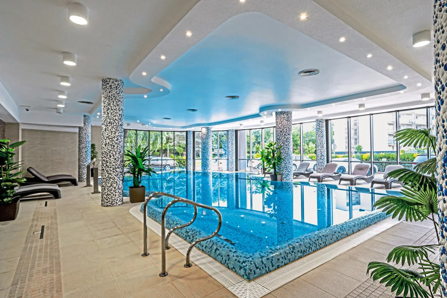Leda Spa Hallenbad