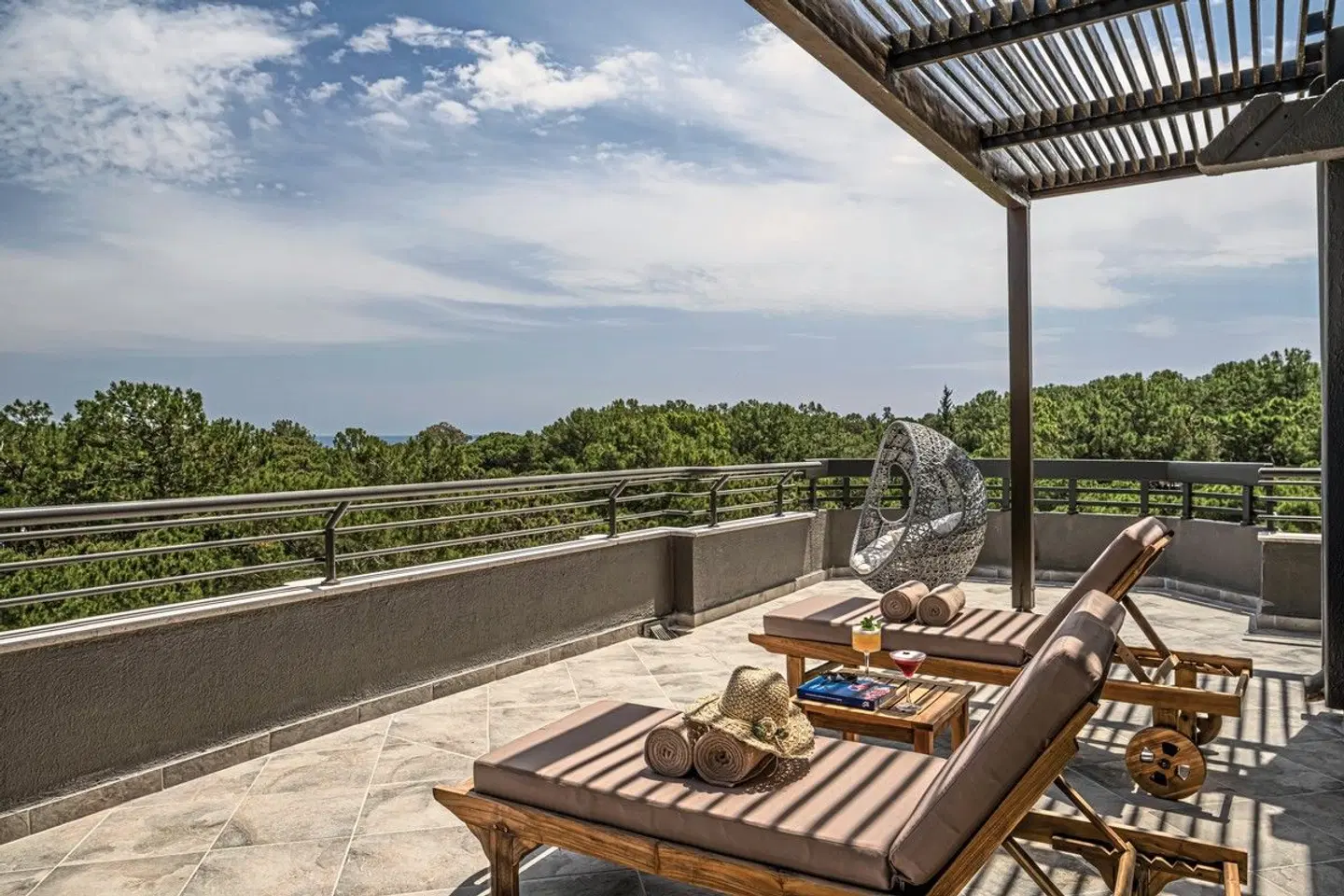 Balmy Foresta Terrasse