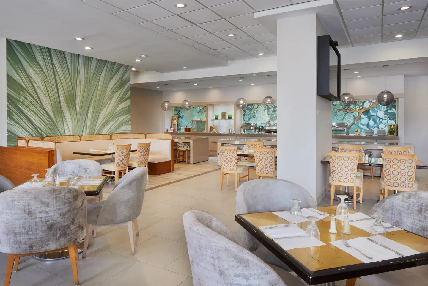 Hilton Hasbrouck Heights / Meadowlands Restaurant