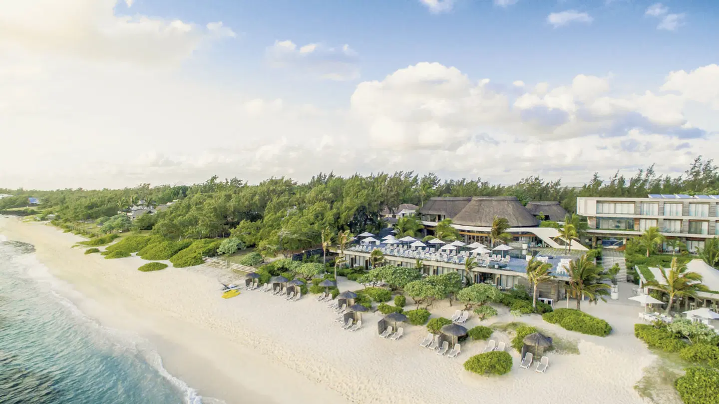 Radisson Blu Poste Lafayette Resort & Spa BEACH