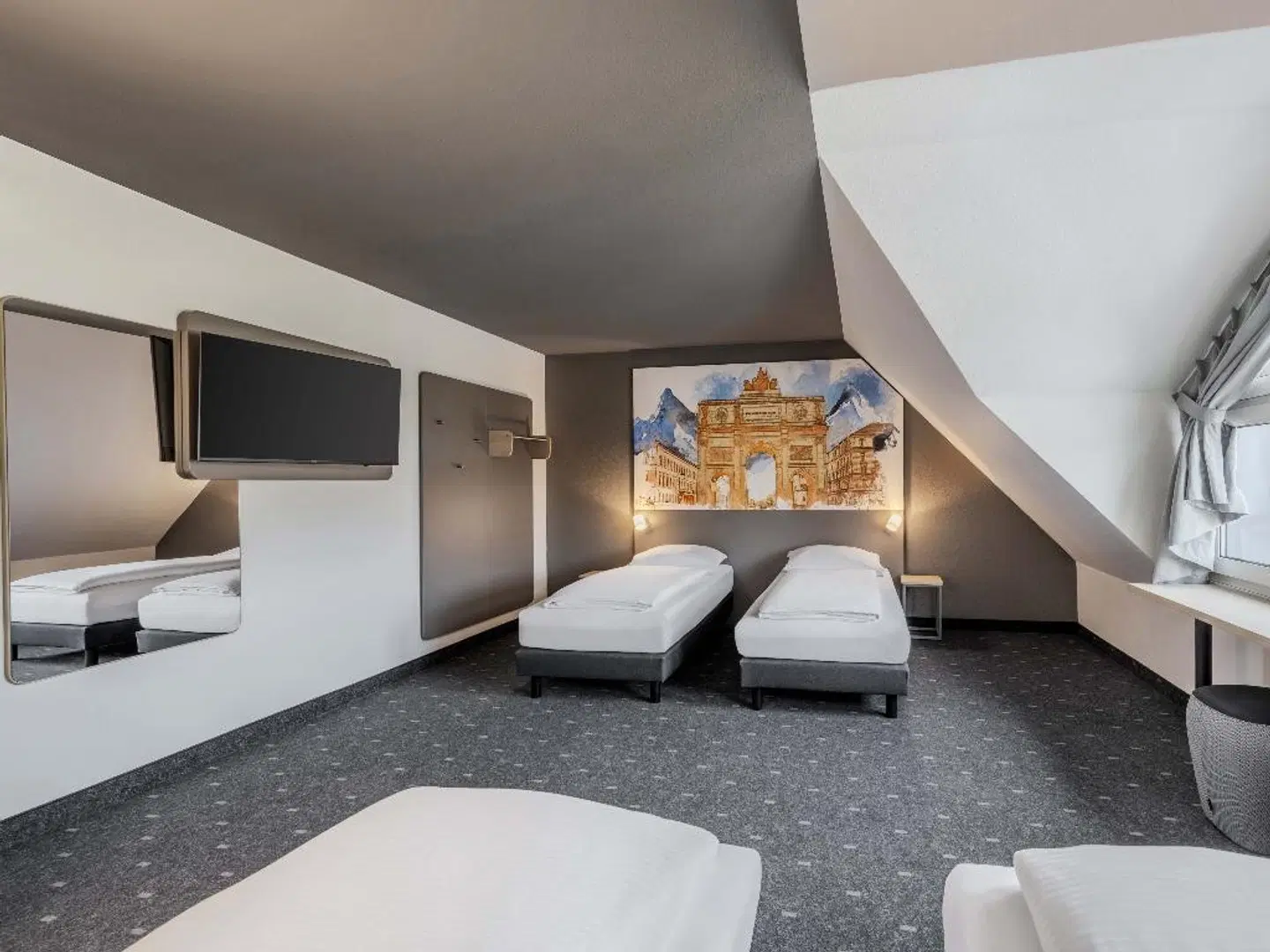 B&B HOTEL München-Schwabing ROOM_EXAMPLE