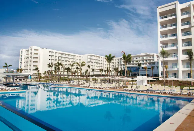 Riu Playa Blanca OUTDOOR_POOL