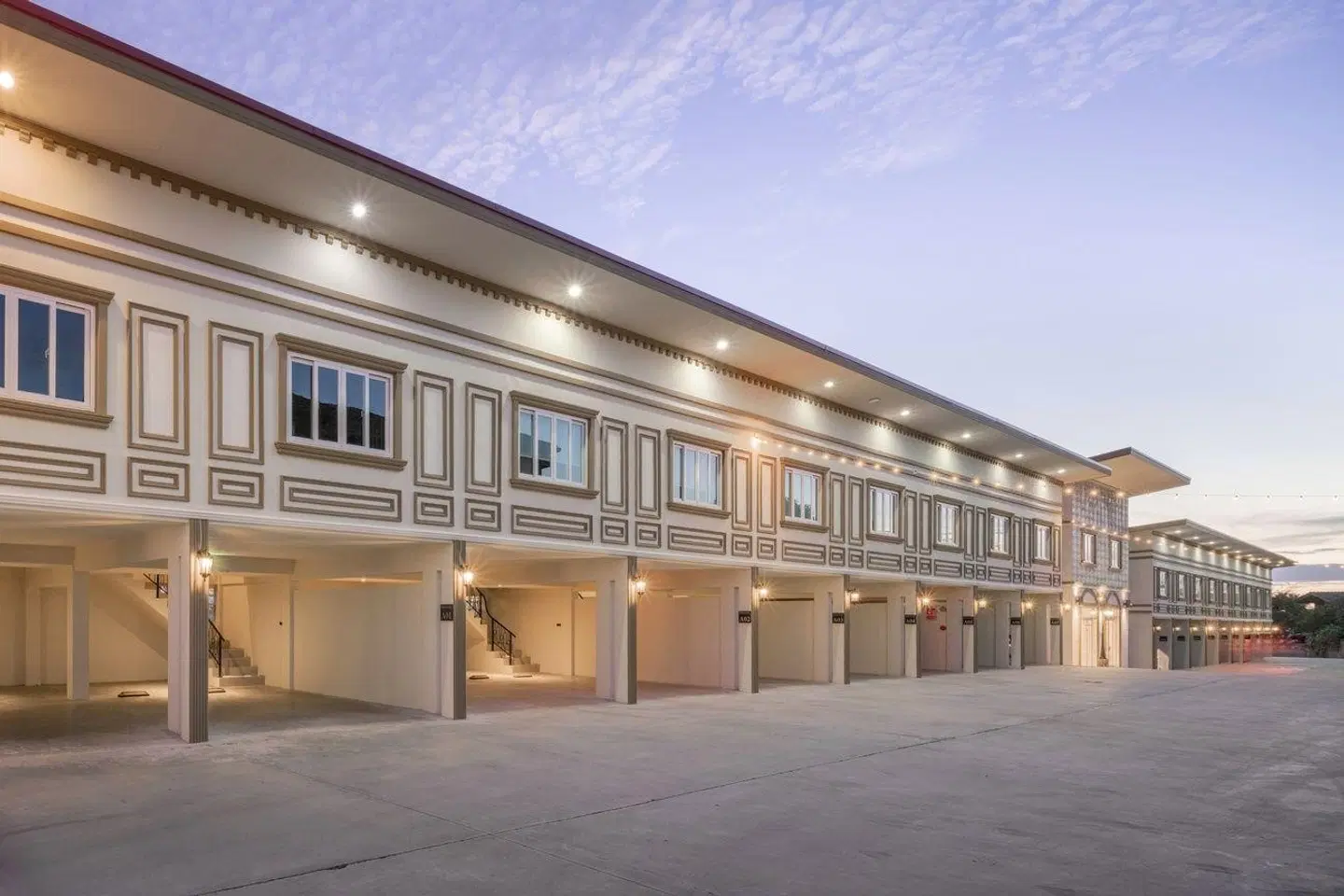 Grandbangsaray EXTERIOR