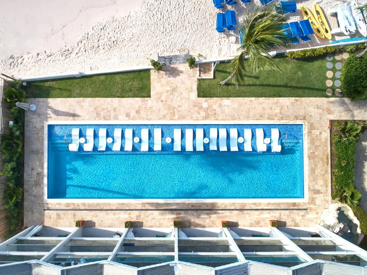 Sea Breeze Beach House OUTDOOR_POOL