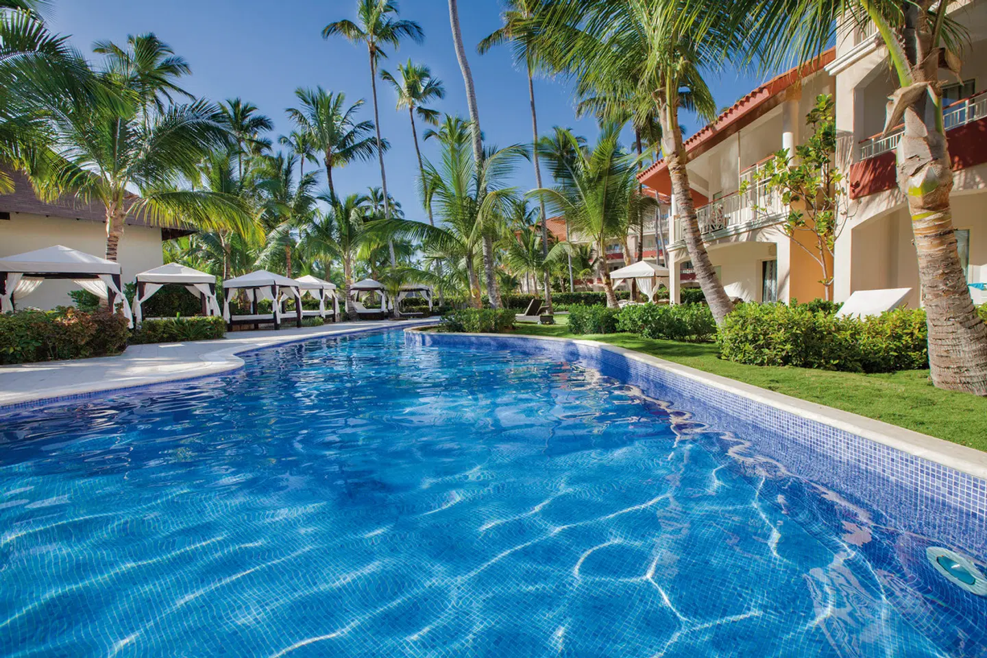 Majestic Elegance Punta Cana OUTDOOR_POOL