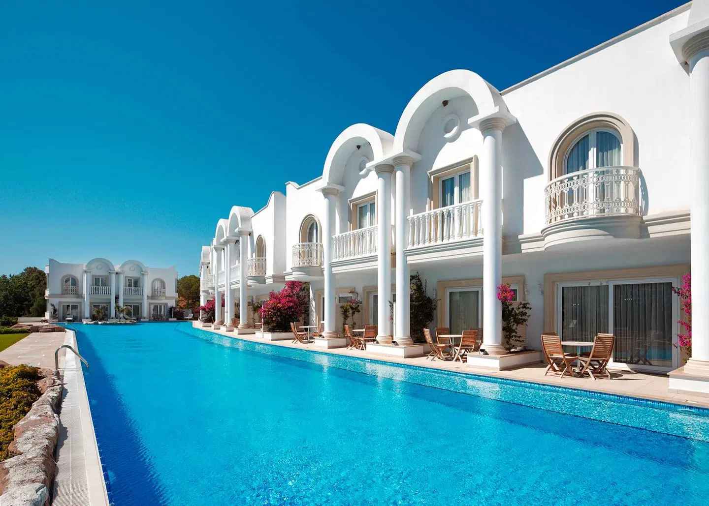 Sianji Well Being Resort OUTDOOR_POOL