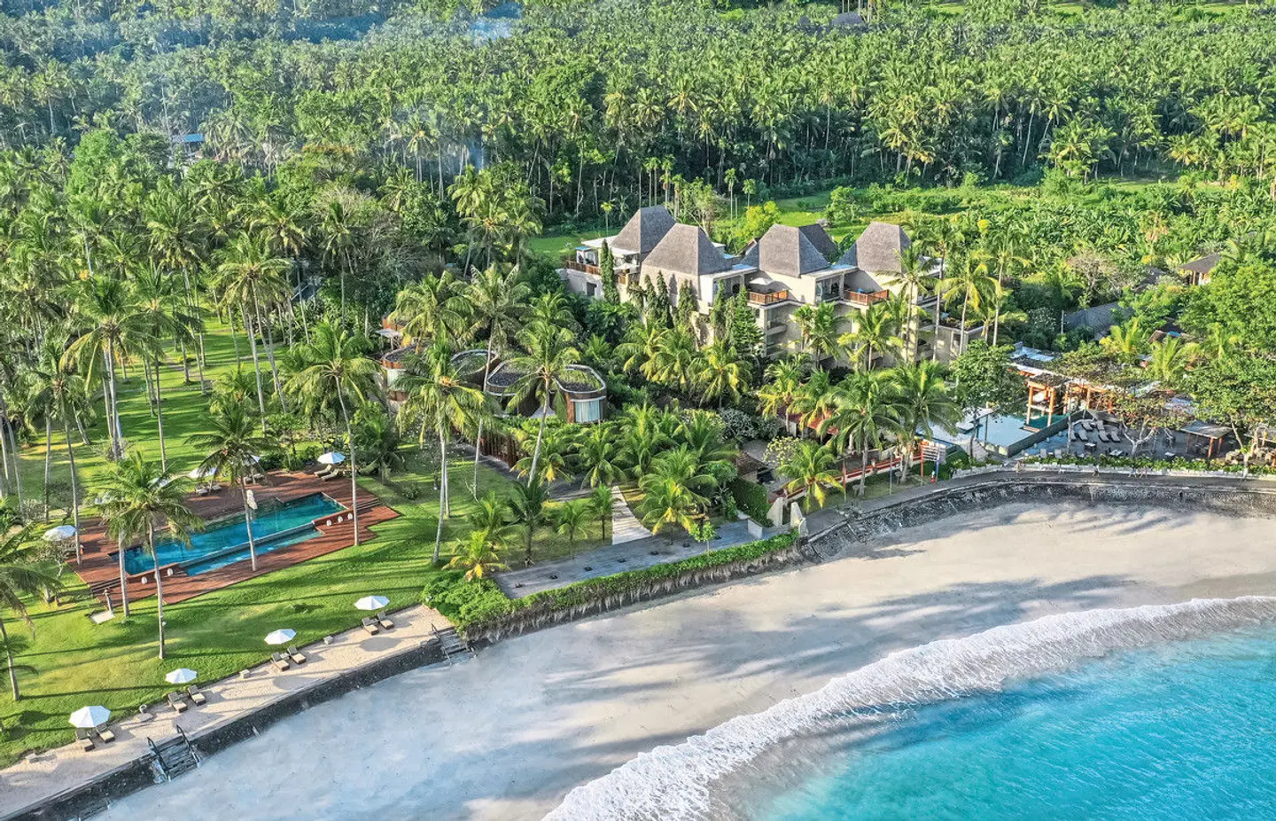 Candi Beach Resort & Spa LANDSCAPE