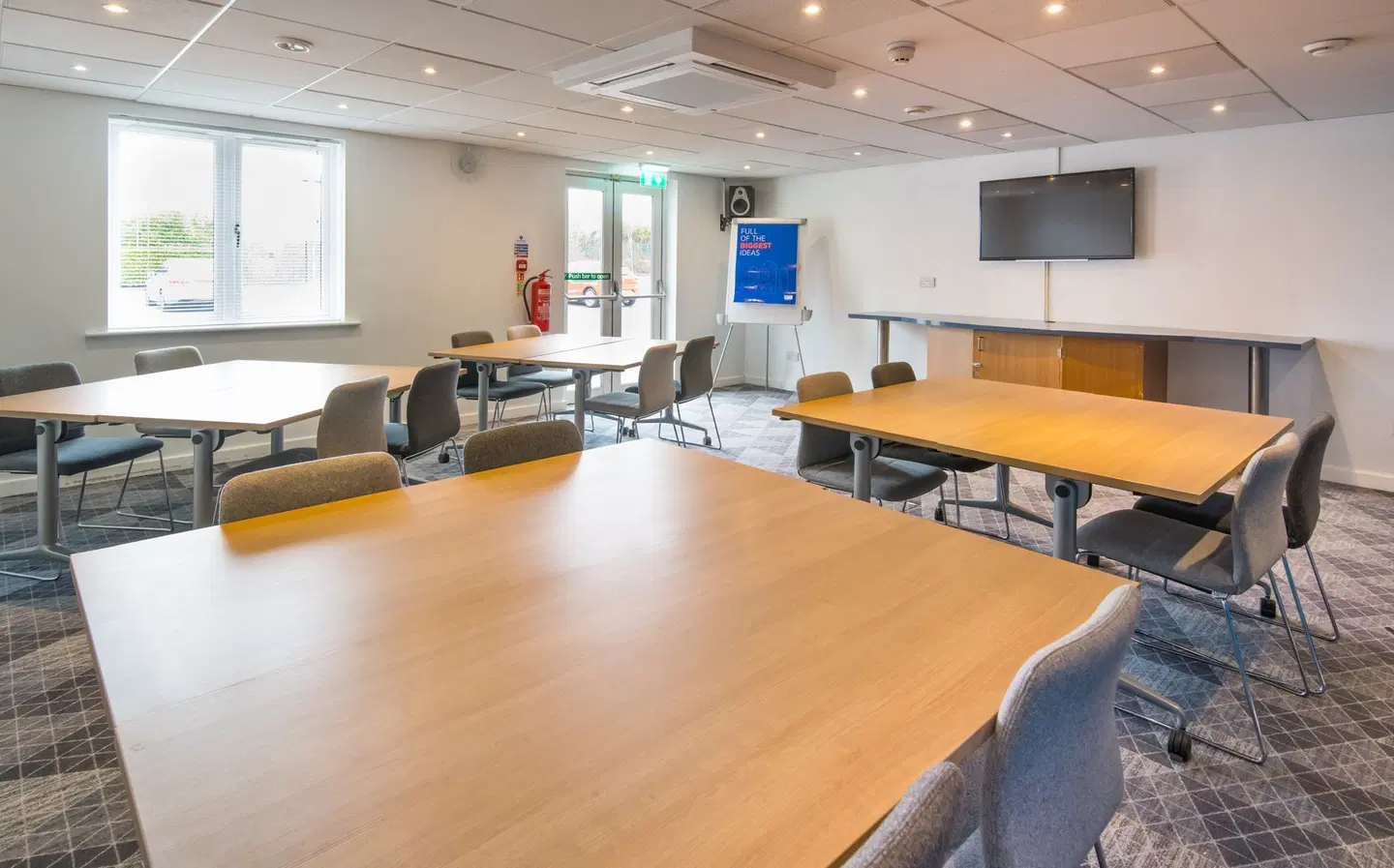 Holiday Inn Express Manchester - East by IHG SPORTS_AND_LEISURE