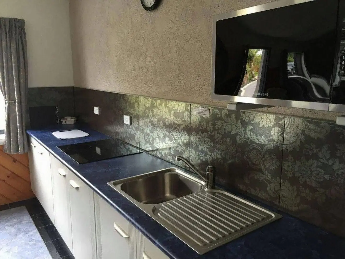 Georges Bay Apartments HEALTH_BEAUTY