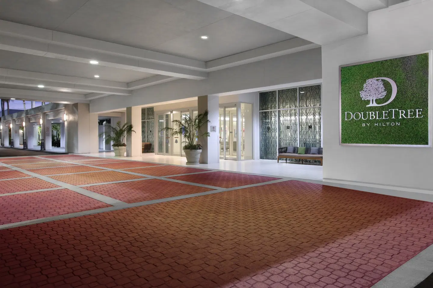 DoubleTree by Hilton at the Entrance to Universal Orlando SPORTS_AND_LEISURE