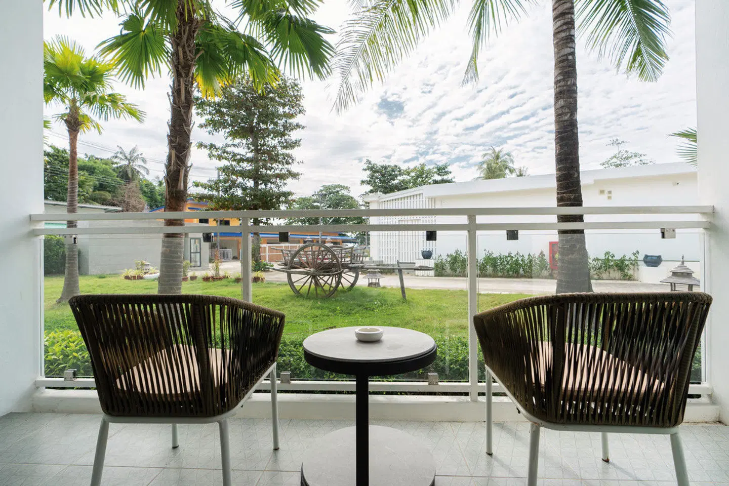 Royal Yao Yai Island Beach Resort Terrasse