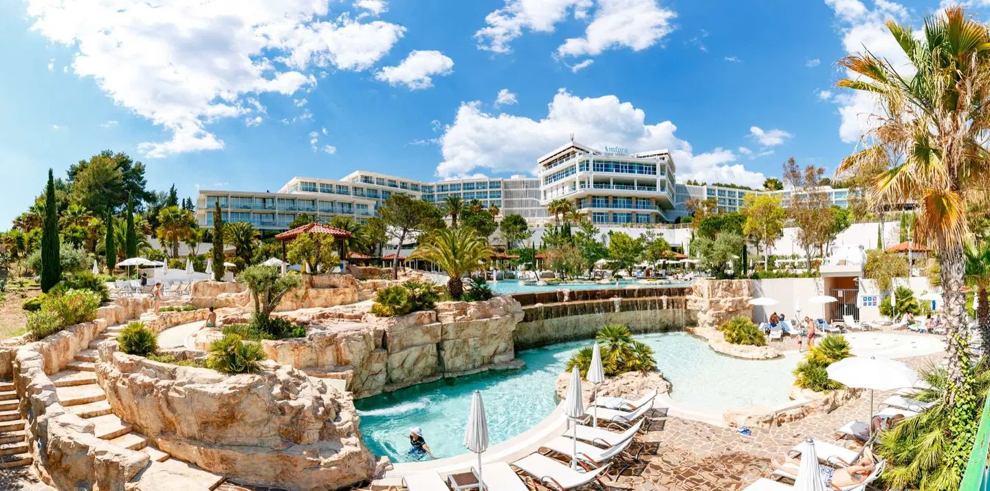 Amfora Hvar Grand Beach Resort OUTDOOR_POOL