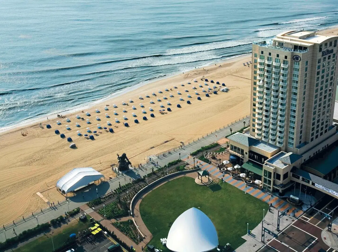 Hilton Virginia Beach Oceanfront EXTERIOR