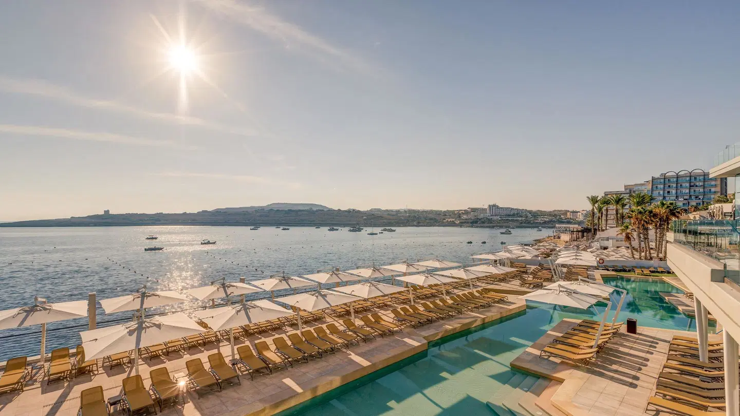 AX Odycy OUTDOOR_POOL