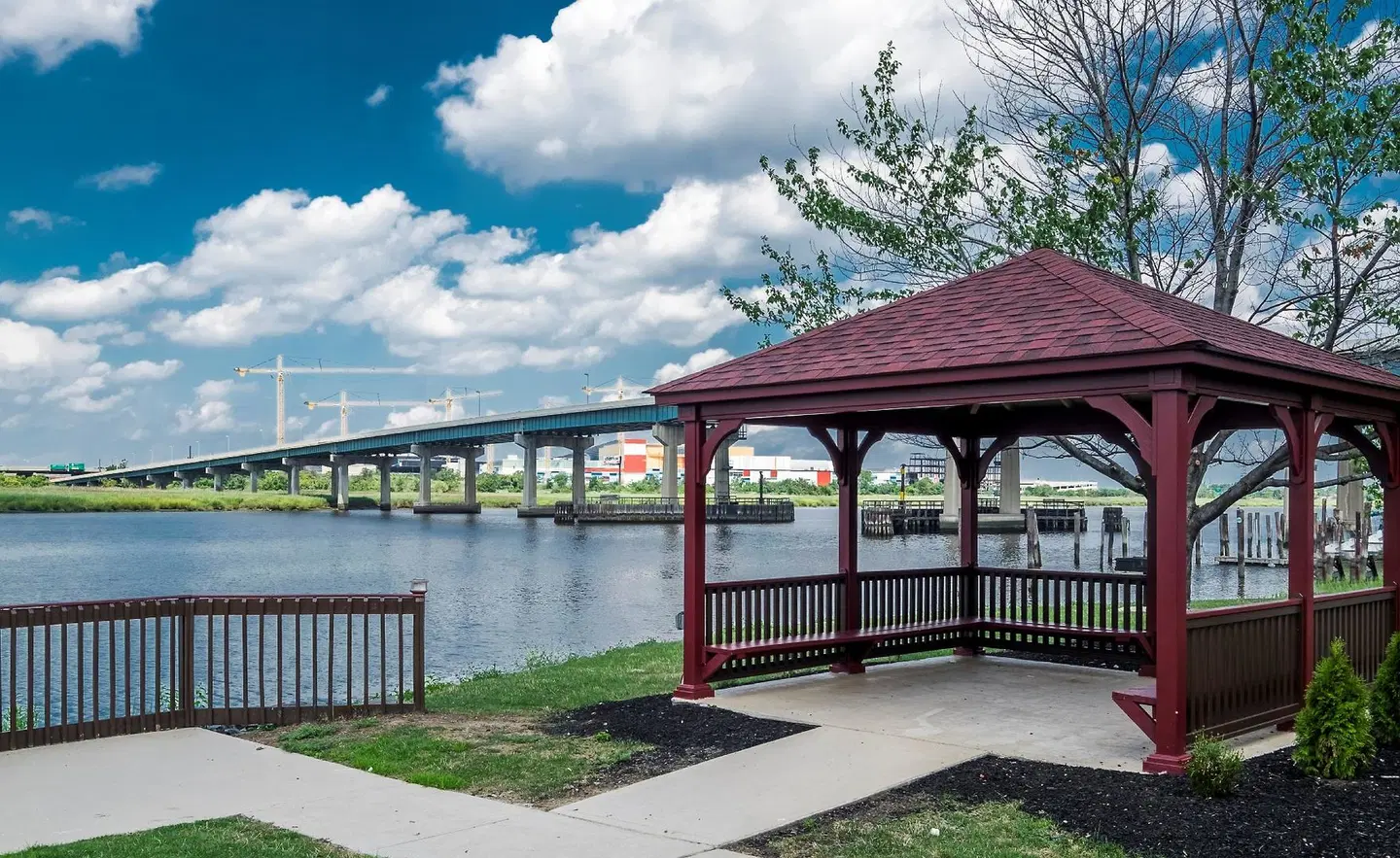 Red Roof PLUS+ Secaucus - Meadowlands Terrasse