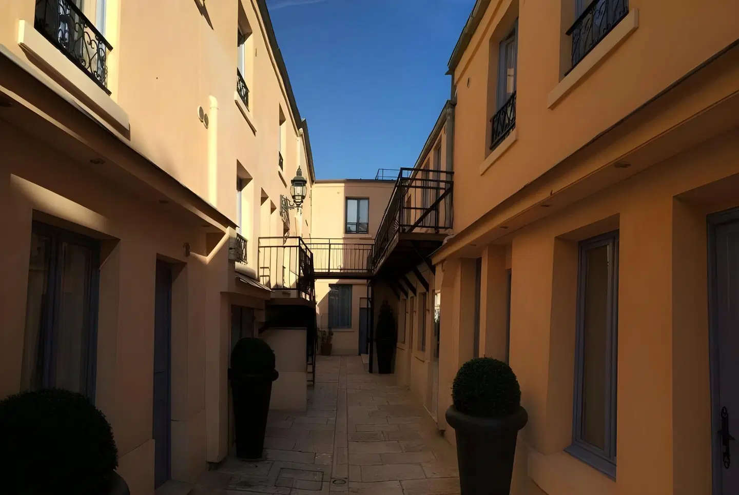 Hôtel de l'Horloge EXTERIOR