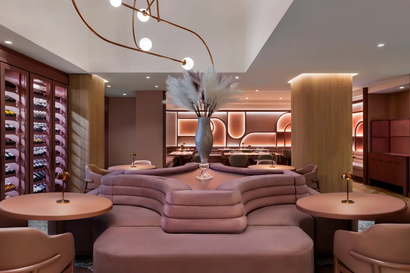 Revery Toronto Downtown, Curio Collection by Hilton LOUNGE_LOBBY