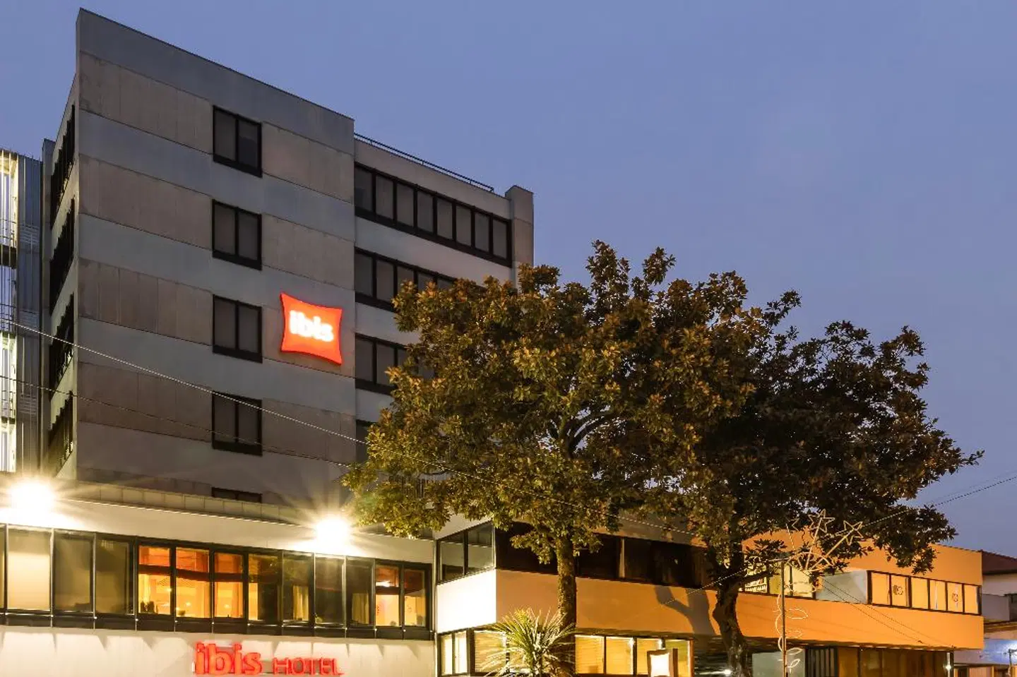 ibis Porto Centro EXTERIOR