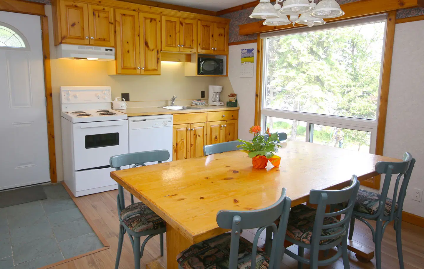 Elmhirst's Resort ROOM_EXAMPLE