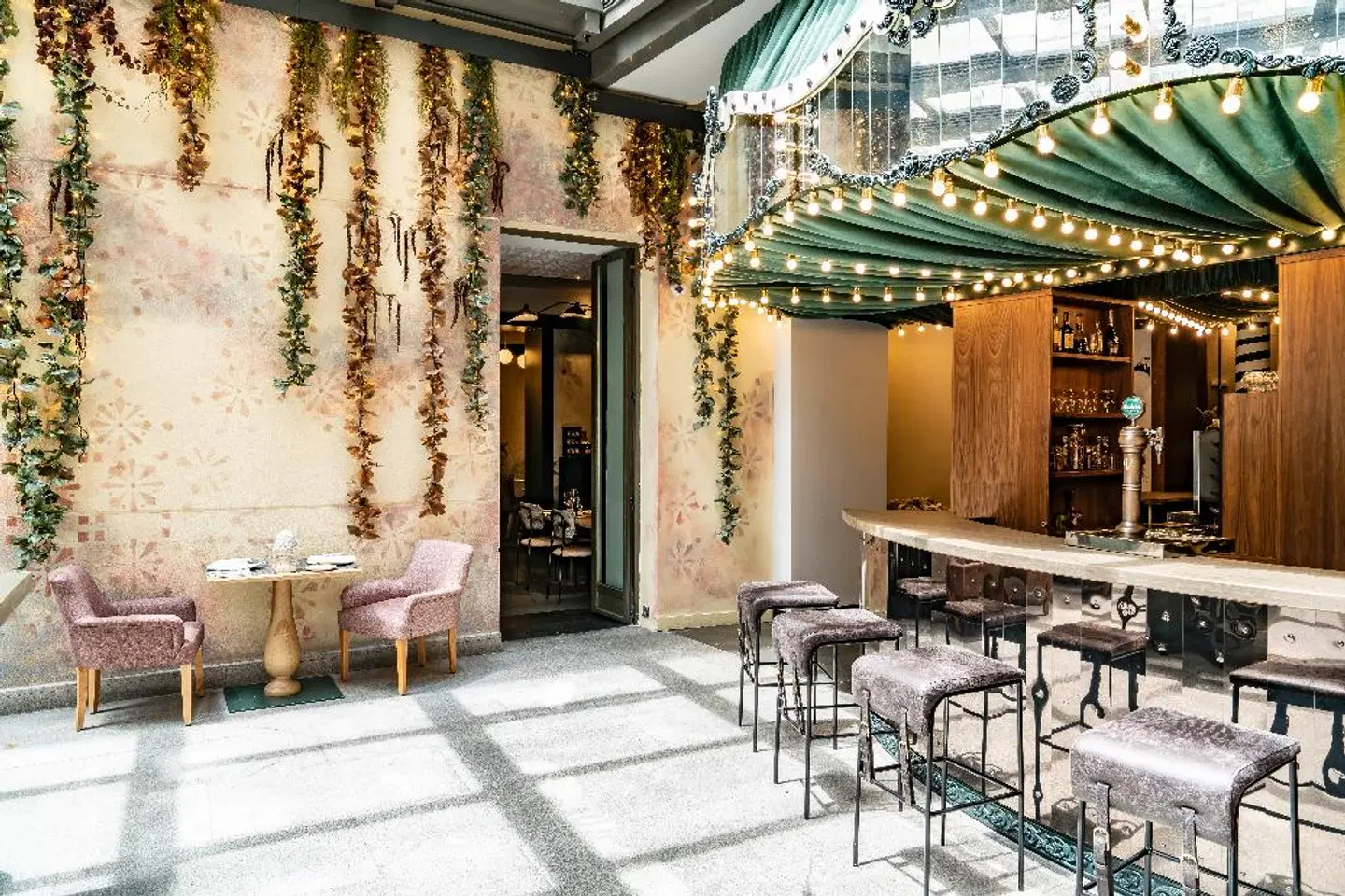 Vincci Soho Bar