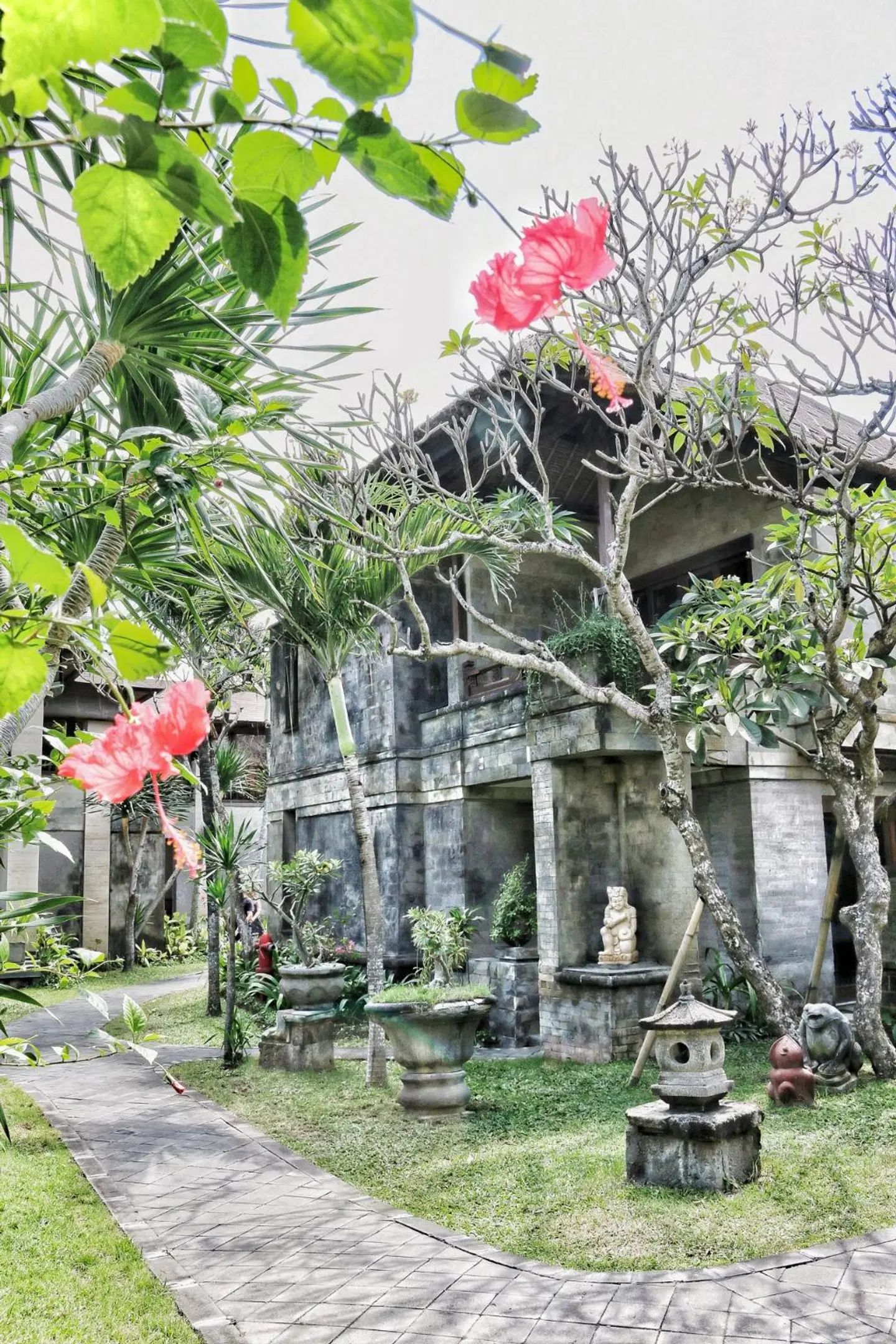 Grand Balisani Suites EXTERIOR