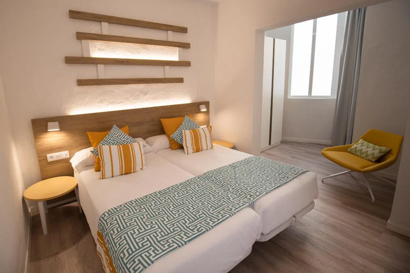 R2 Maryvent Beach Apartment ROOM_EXAMPLE