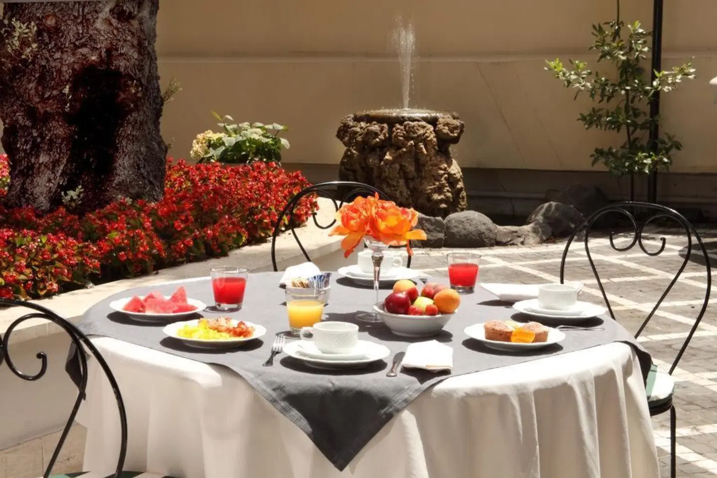 Degli Aranci Restaurant