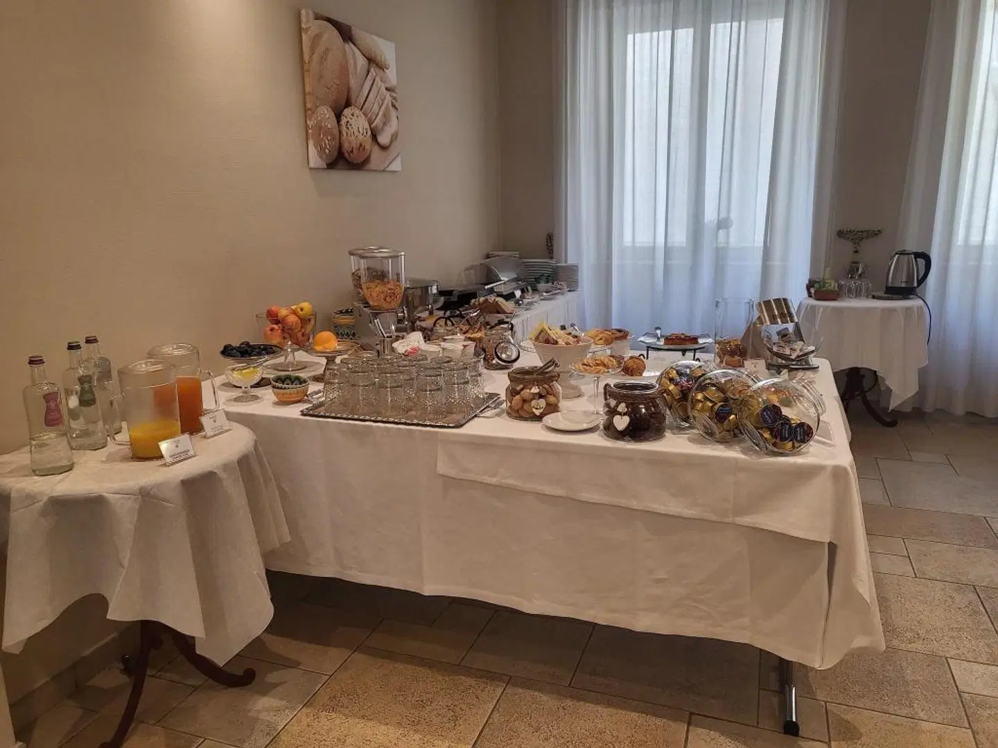Hotel Lux Restaurant