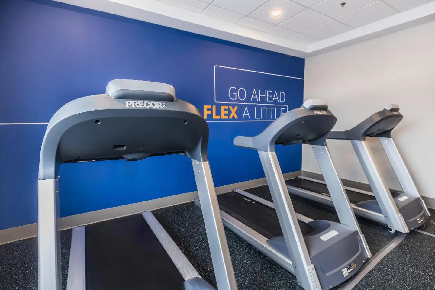 Holiday Inn Express Toronto North York by IHG HEALTH_BEAUTY