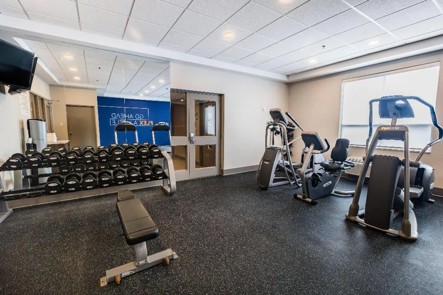 Holiday Inn Express Toronto North York by IHG SPORTS_AND_LEISURE