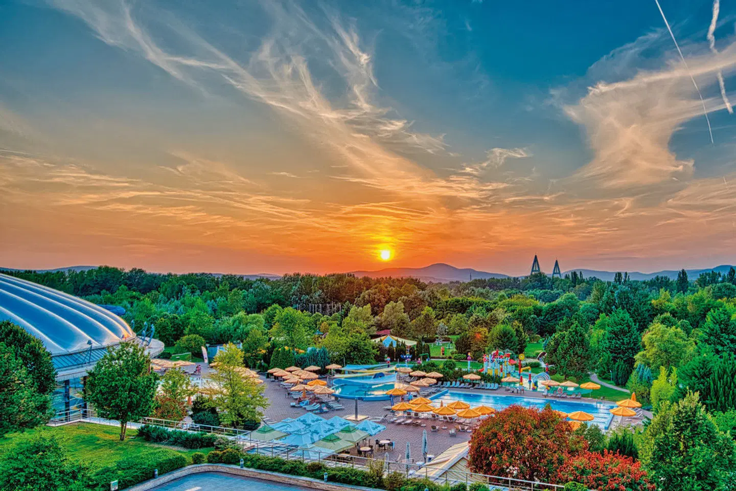 Aquaworld Resort Budapest LANDSCAPE