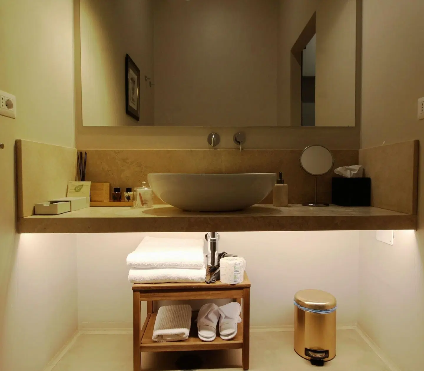 Domus 21 Luxury Suites ROOM_EXAMPLE