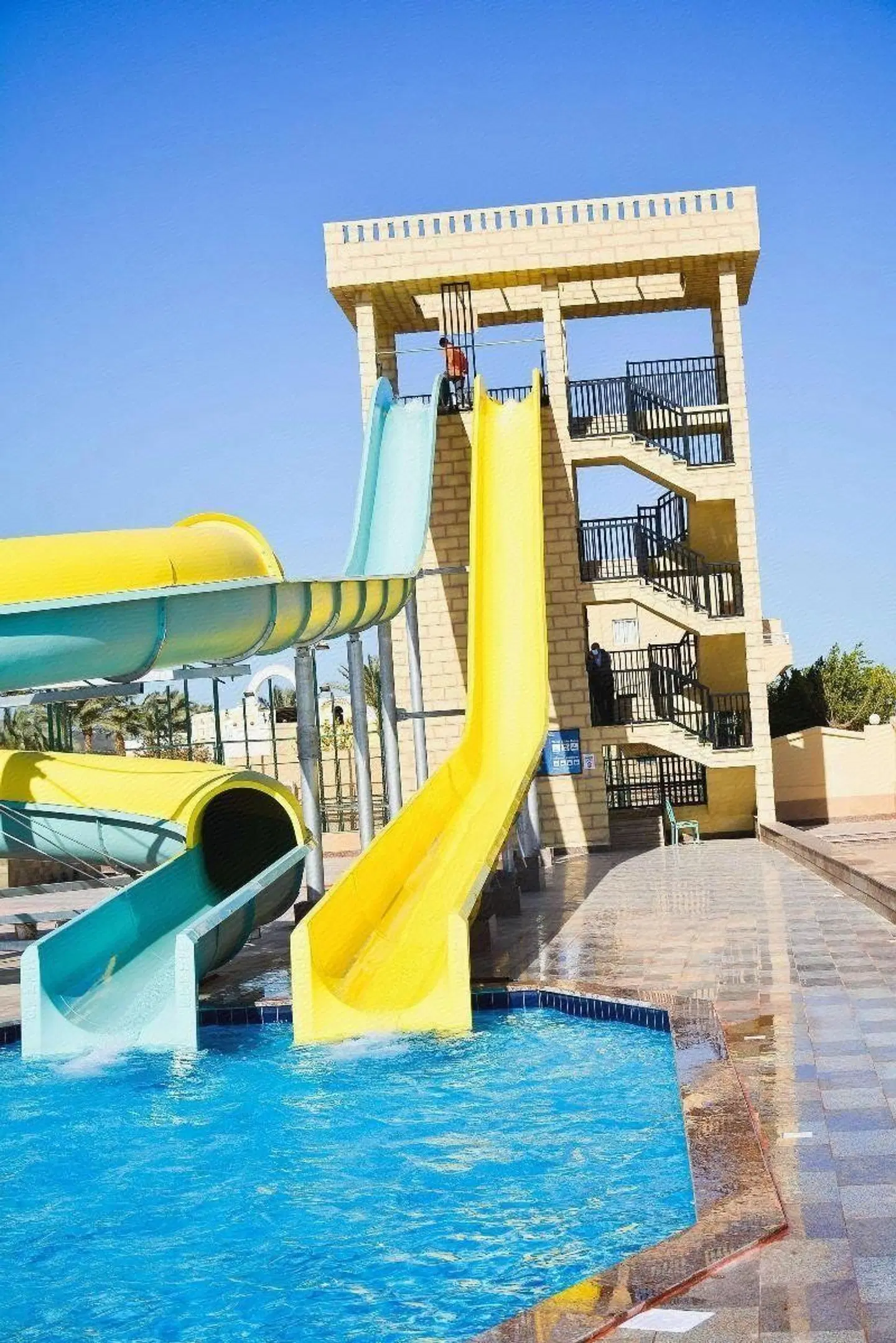 Golden Beach Resort OUTDOOR_POOL