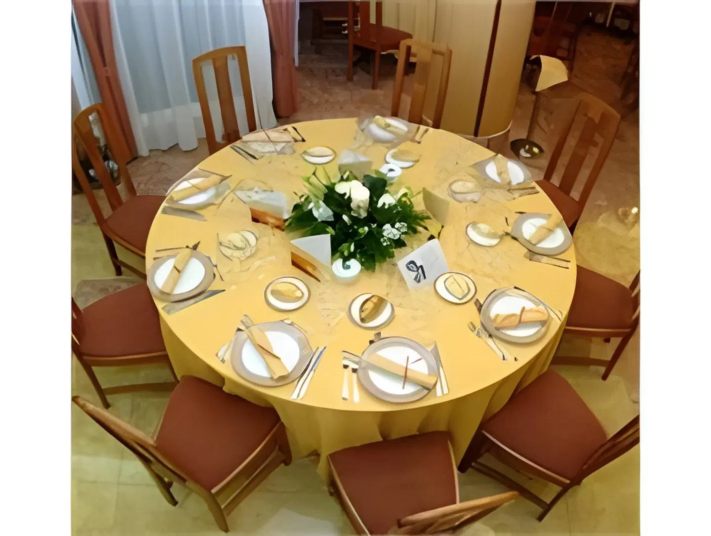 Blau Parc & Spa Restaurant
