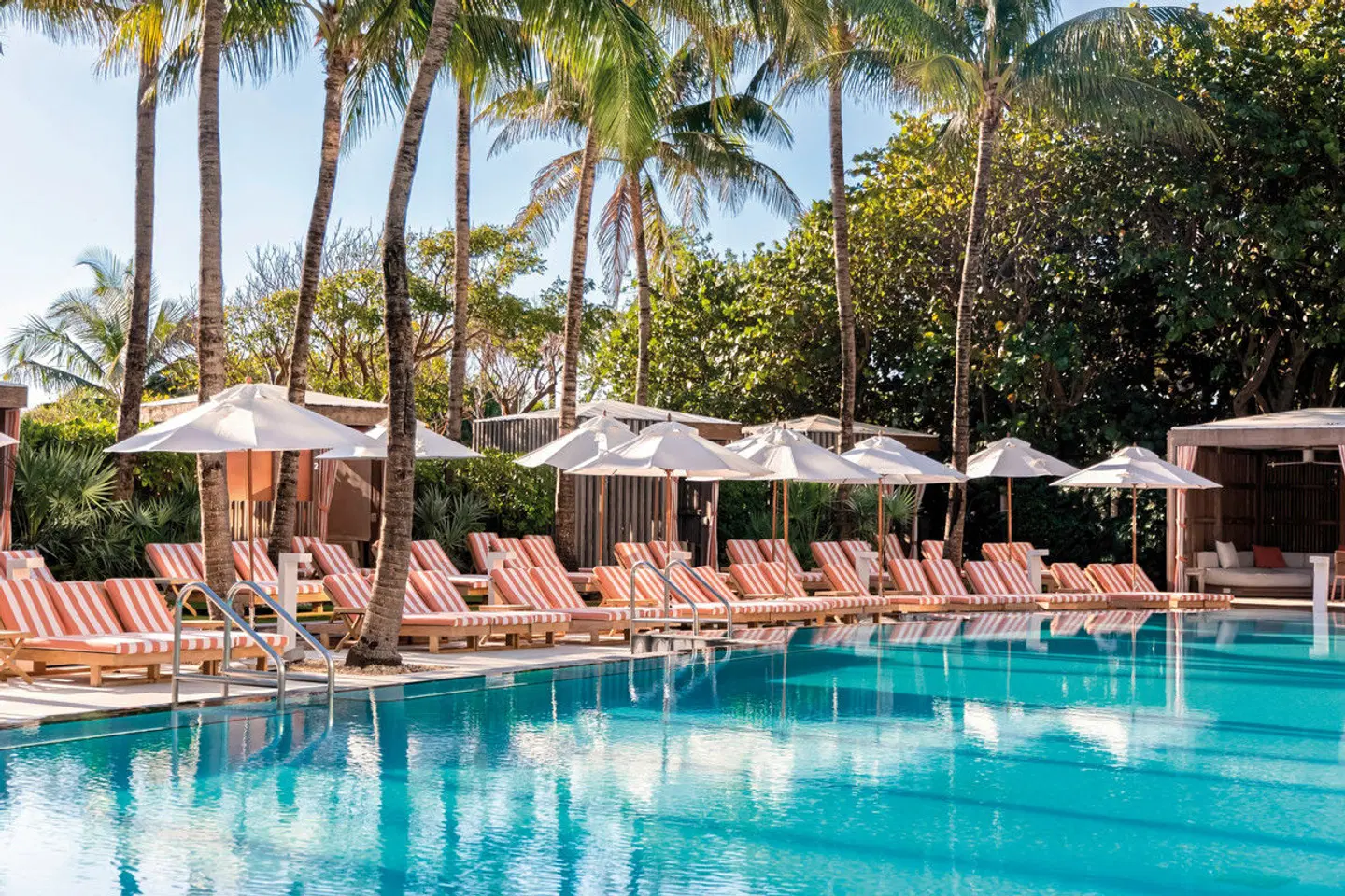 W South Beach OUTDOOR_POOL