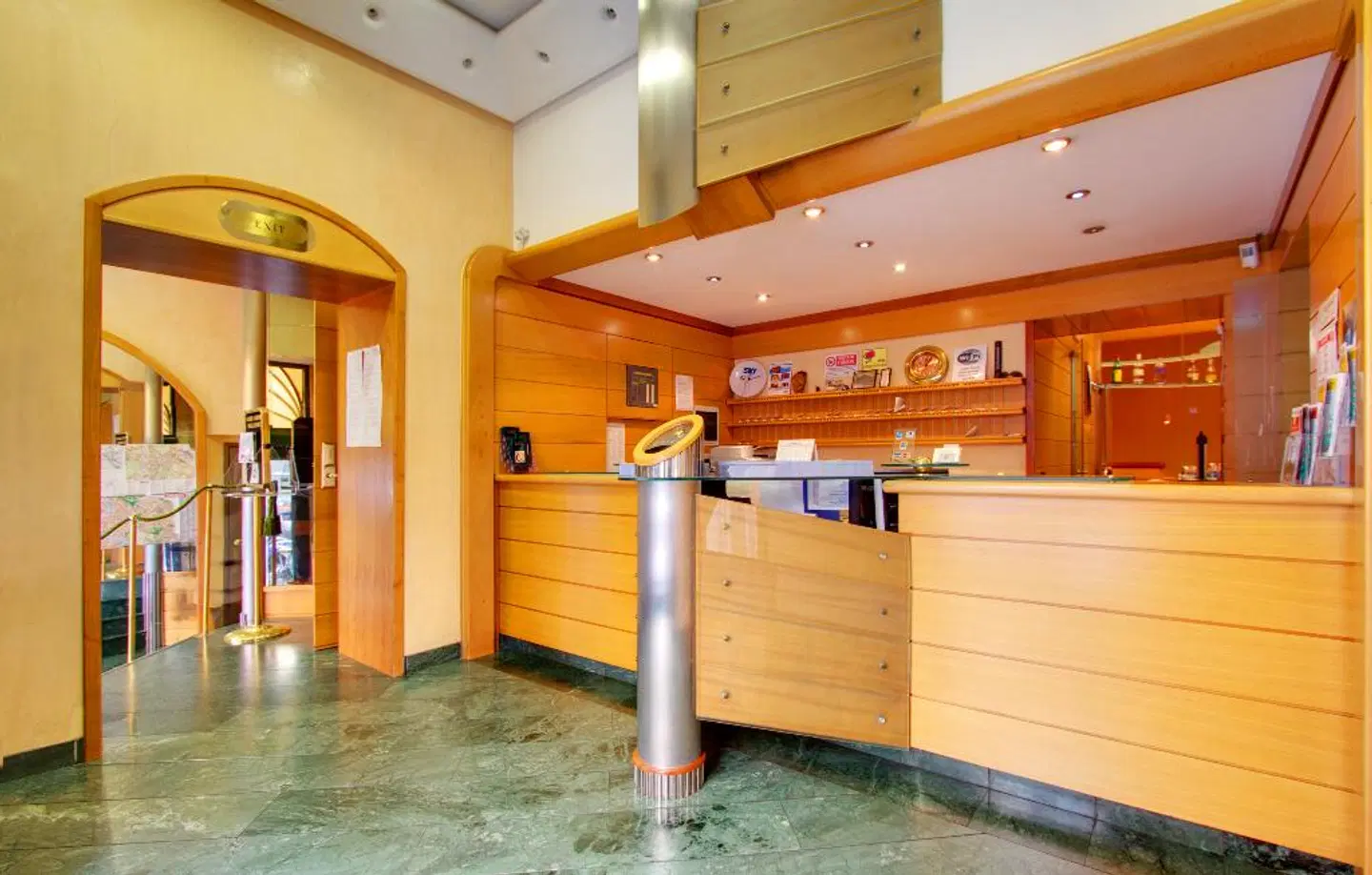 Corot LOUNGE_LOBBY