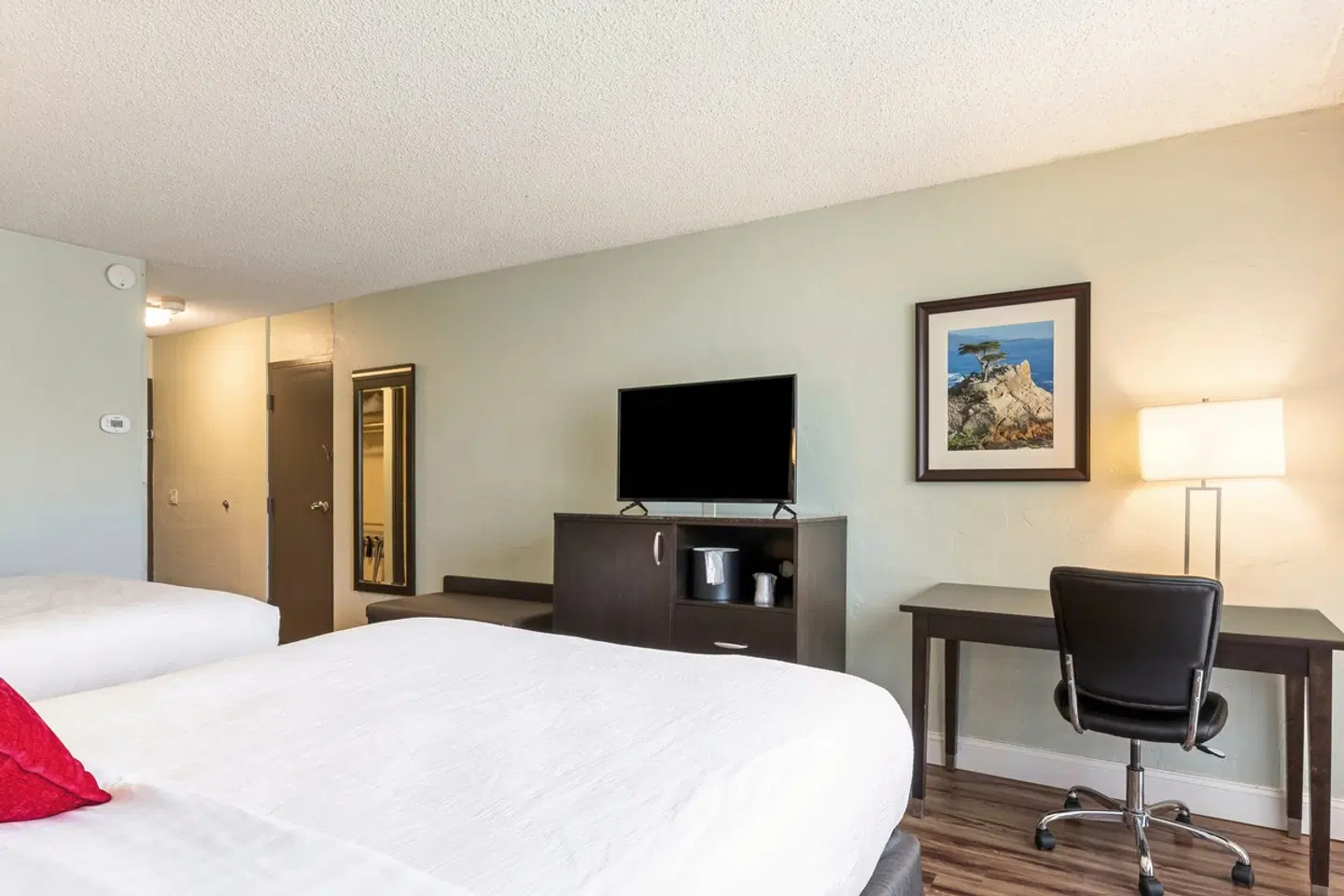 Red Lion Hotel Monterey ROOM_EXAMPLE
