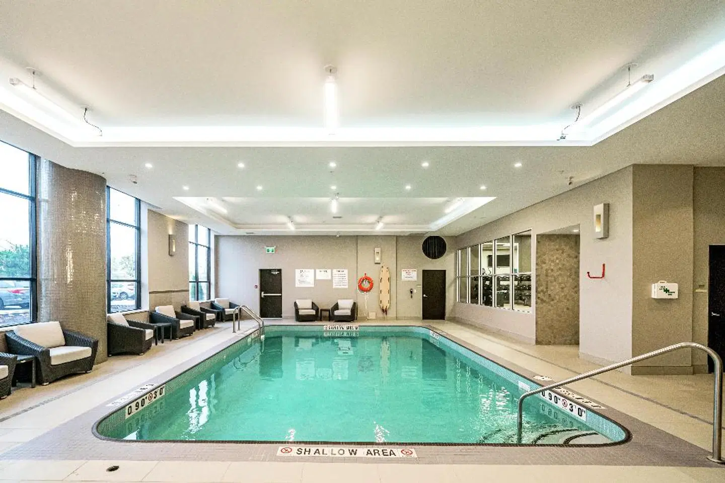 DoubleTree by Hilton Kitchener Hallenbad