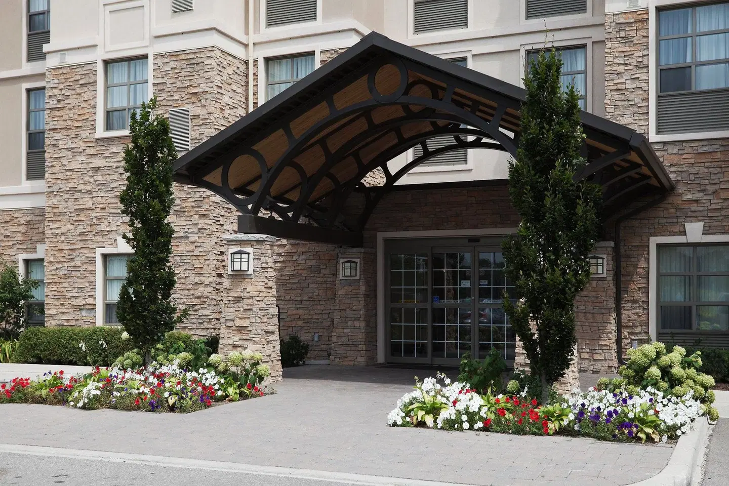 Staybridge Suites Guelph by IHG EXTERIOR