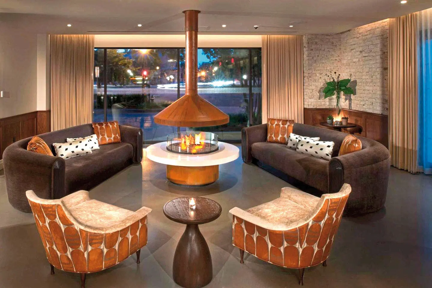 Canopy by Hilton Washington DC Embassy Row LOUNGE_LOBBY