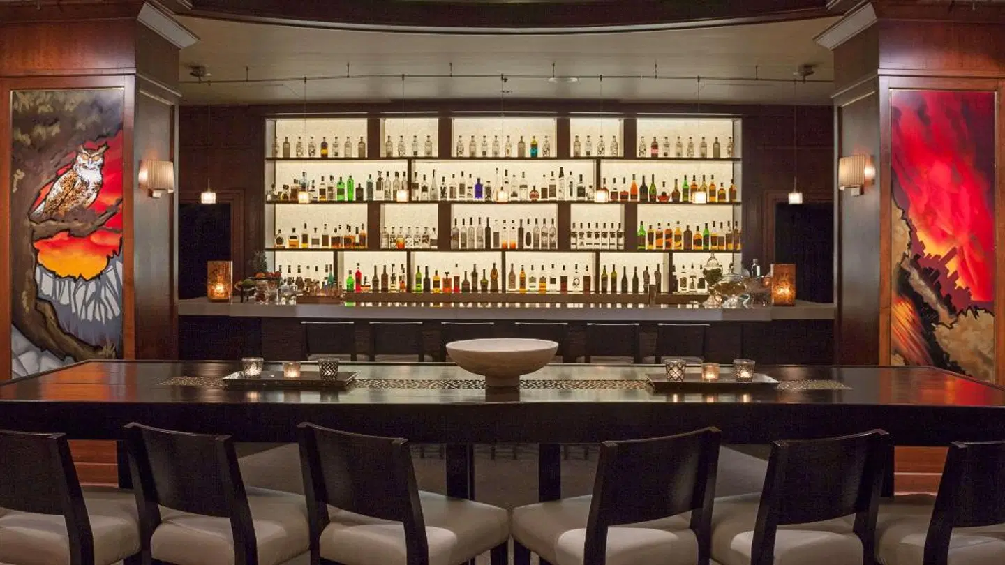 The Yorkville Royal Sonesta Hotel Bar