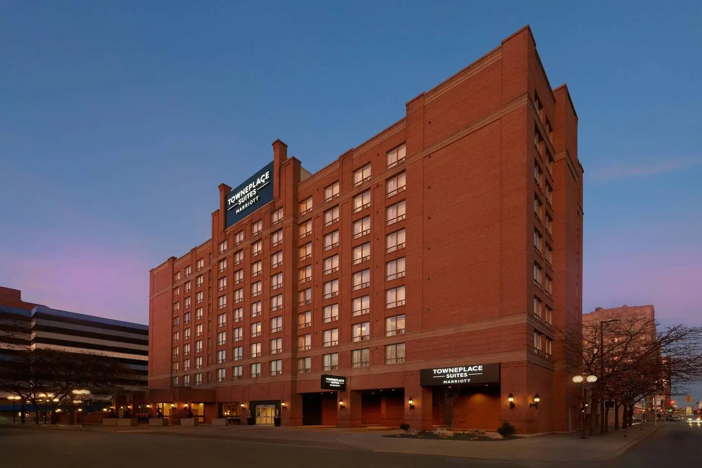 TownePlace Suites by Marriott Windsor EXTERIOR