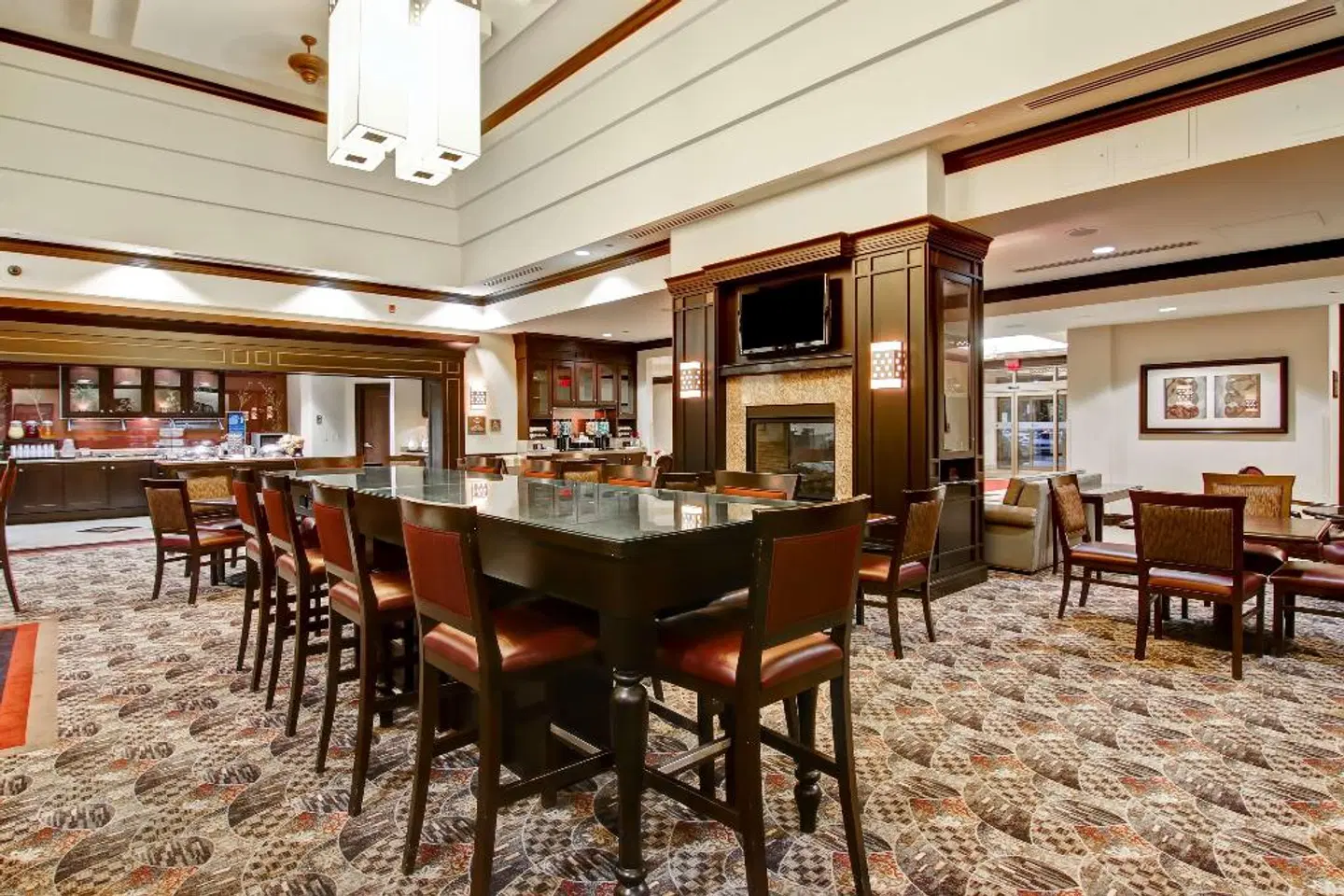 Homewood Suites by Hilton Toronto Airport Corporate Centre Bar