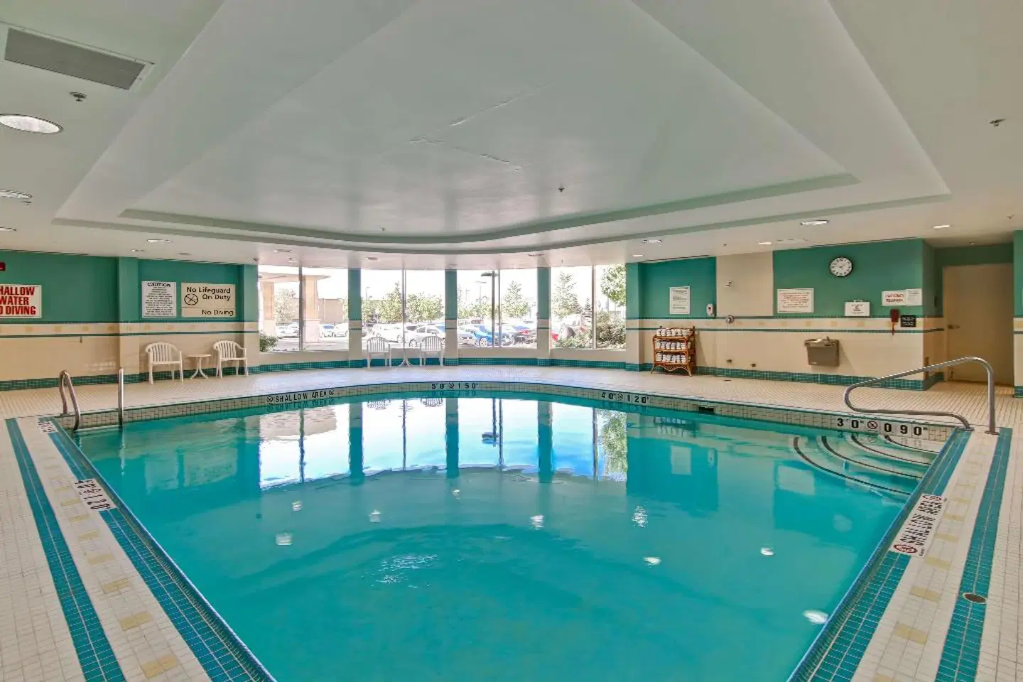 Homewood Suites by Hilton Toronto Airport Corporate Centre Hallenbad