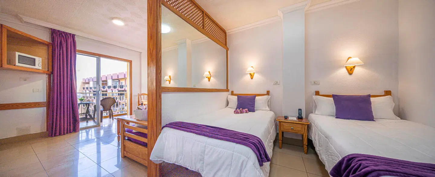 Skyview Hotel by LIVVO ROOM_EXAMPLE