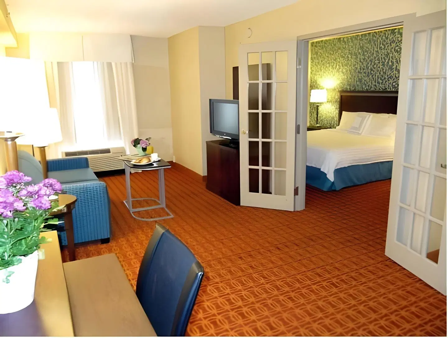 Fairfield by Marriott Inn & Suites Toronto Airport ROOM_EXAMPLE