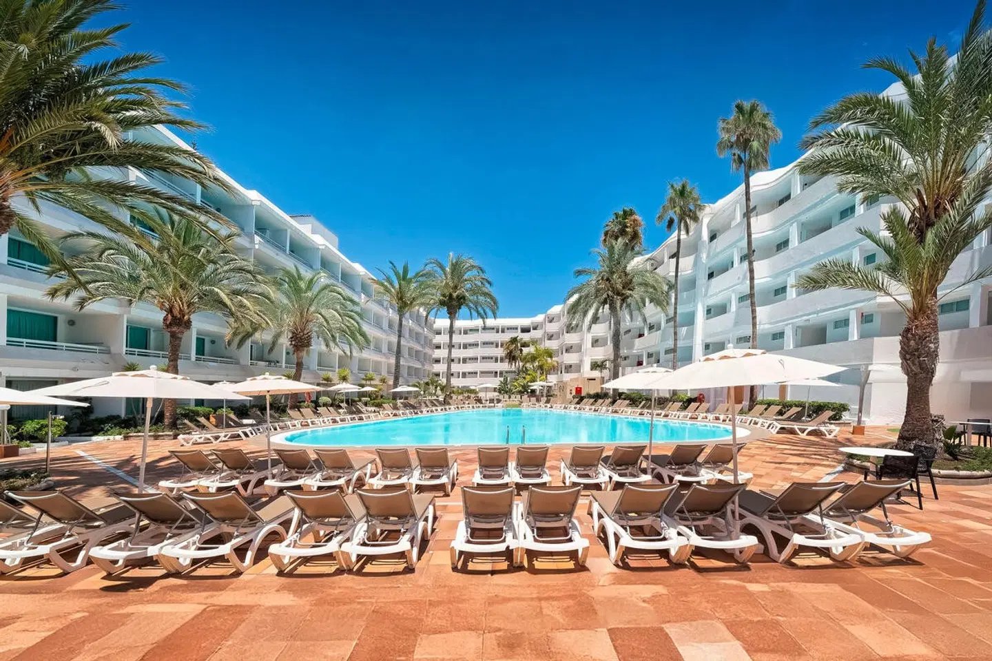 AKEAH Broncemar Maspalomas OUTDOOR_POOL