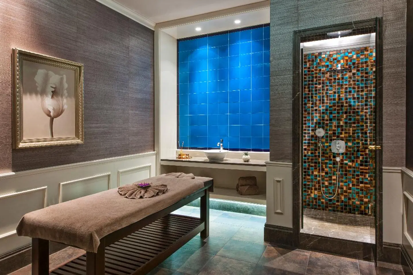 Elite World Business Hotel Badezimmer